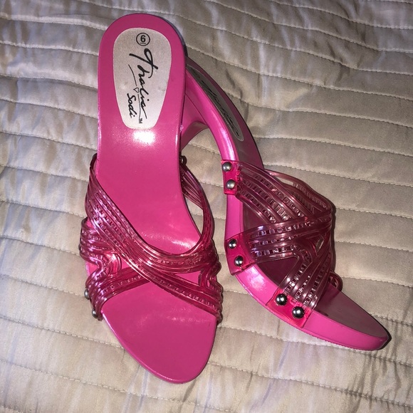 Pink Thalia Sodi Heels - Picture 1 of 3